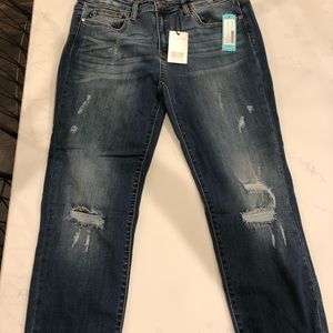 Judy Blue Adelene Girlfriend Cuffed Distressed Jean